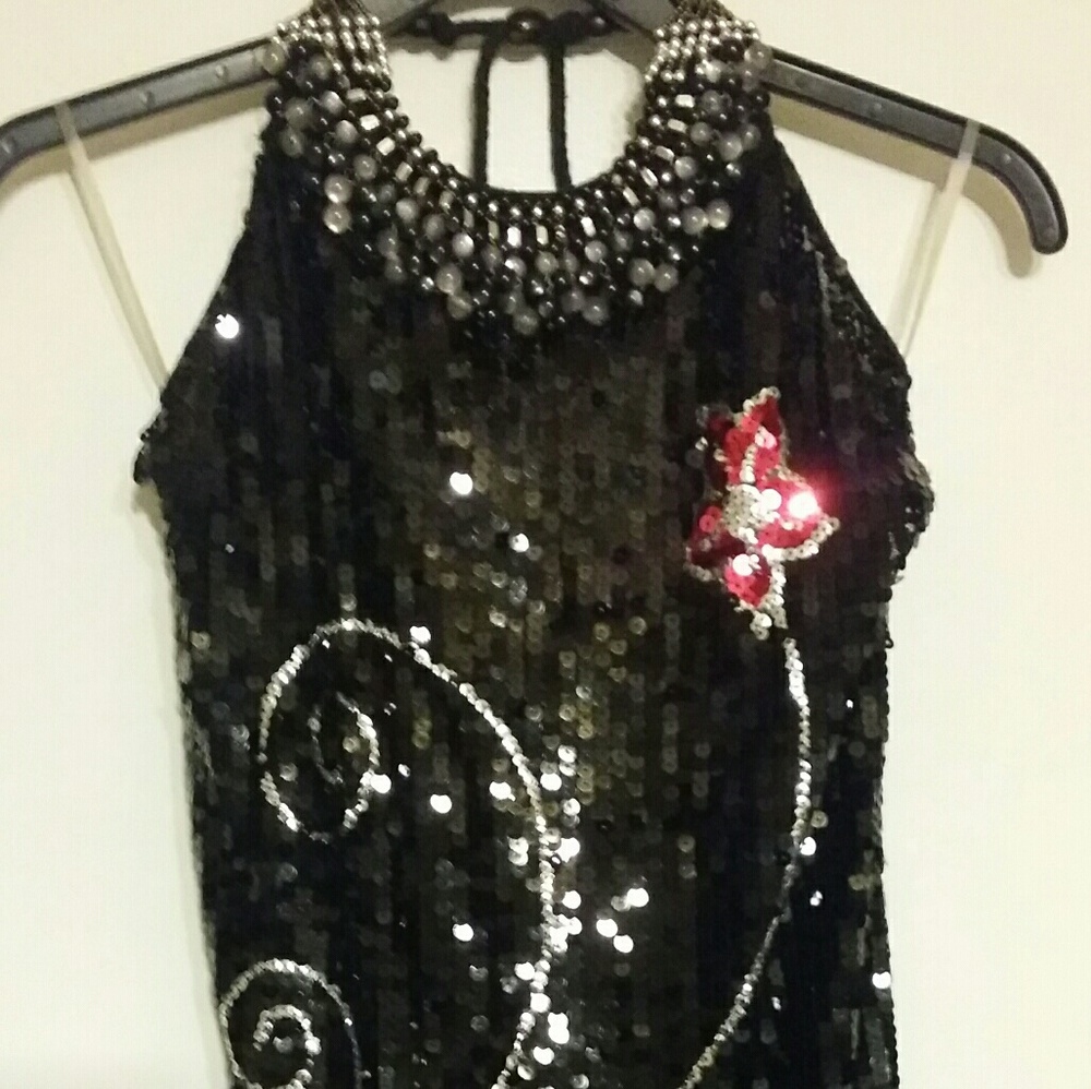 Gorgeous party dress. Used only once. Very nice