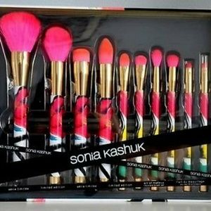 Sonia Kashuk Limited Edition brushes