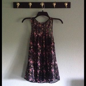Floral chiffon tank black