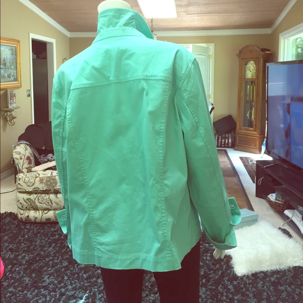 Cruise anyone?Light weight jackets . NWOT - Picture 3 of 4