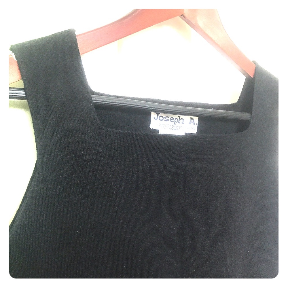 Square neck, knit, black tank top.