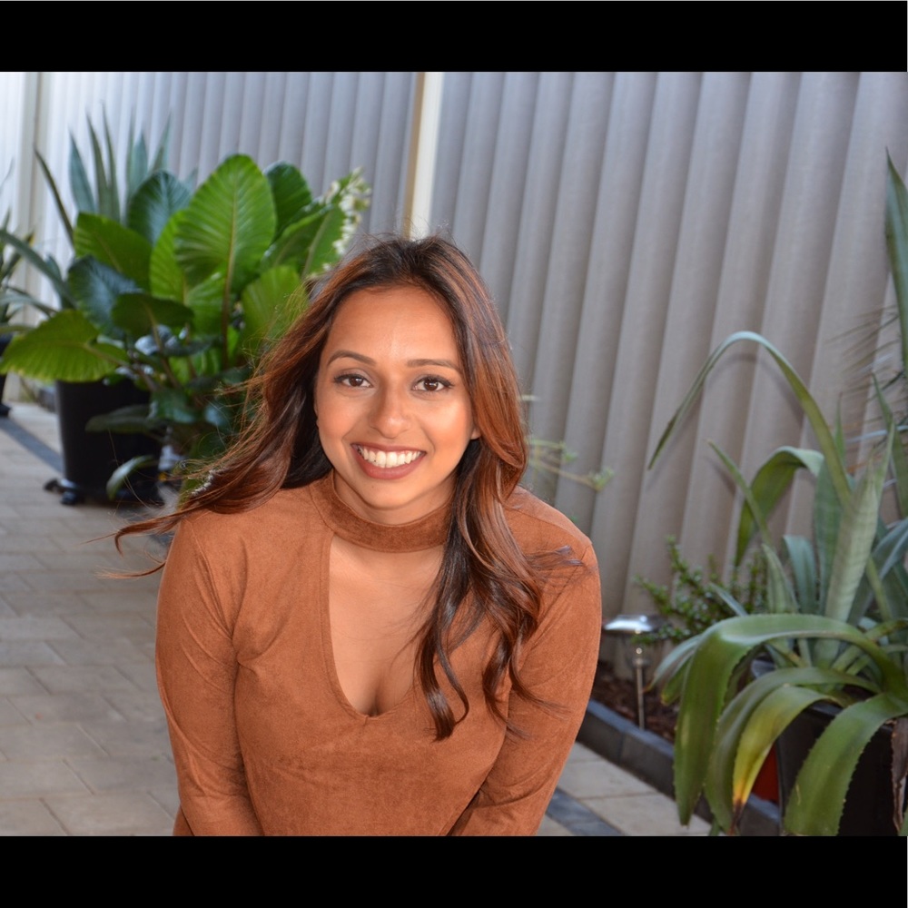 Meet your Posher, Sabrina
