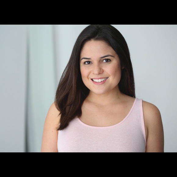 Meet your Posher, Liliana - Picture 1 of 1