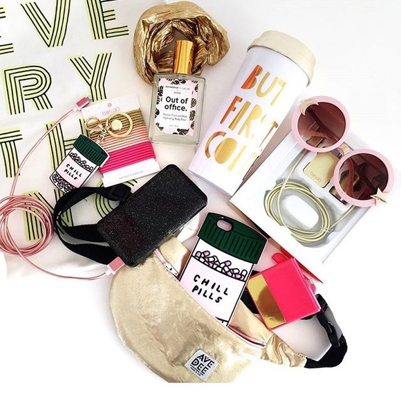 Ban.do bando chill pill keychain NEW - Picture 3 of 7