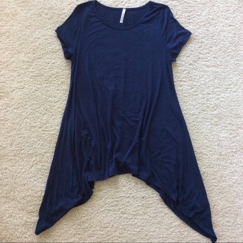 ❤️1 SMALL LEFT❤️Navy Blue Tunic Top - Picture 5 of 5