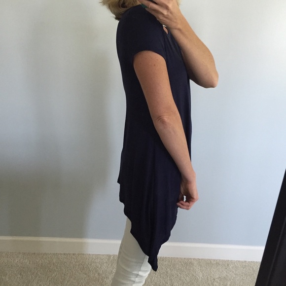 ❤️1 SMALL LEFT❤️Navy Blue Tunic Top - Picture 4 of 5