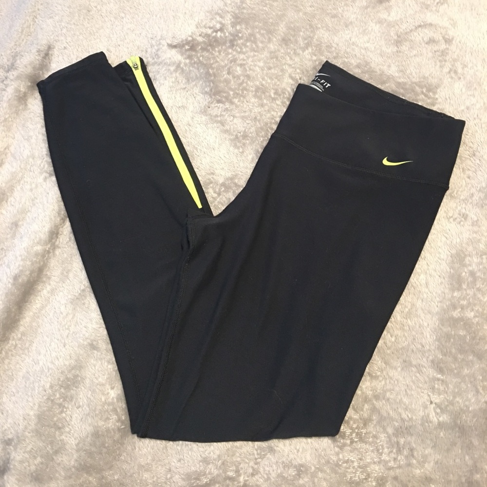 Nike leggings
