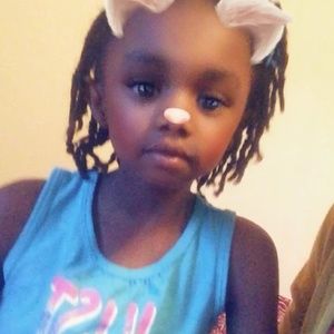 Meet your Posher, Shan