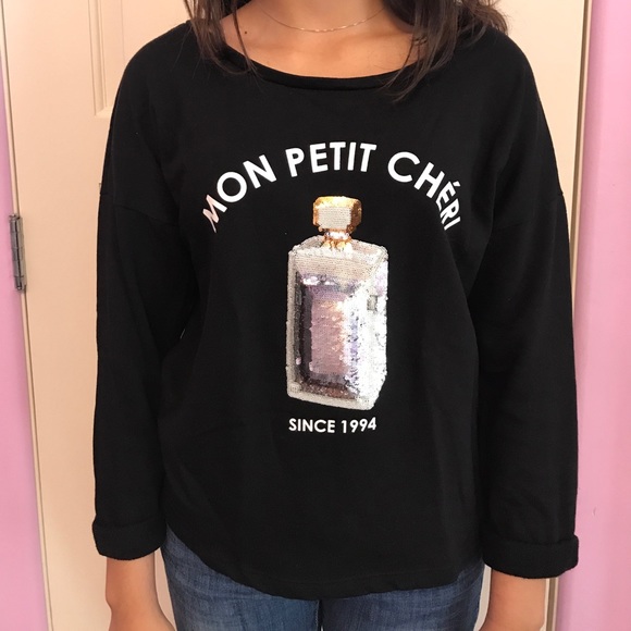 Sweatshirt - Picture 1 of 2