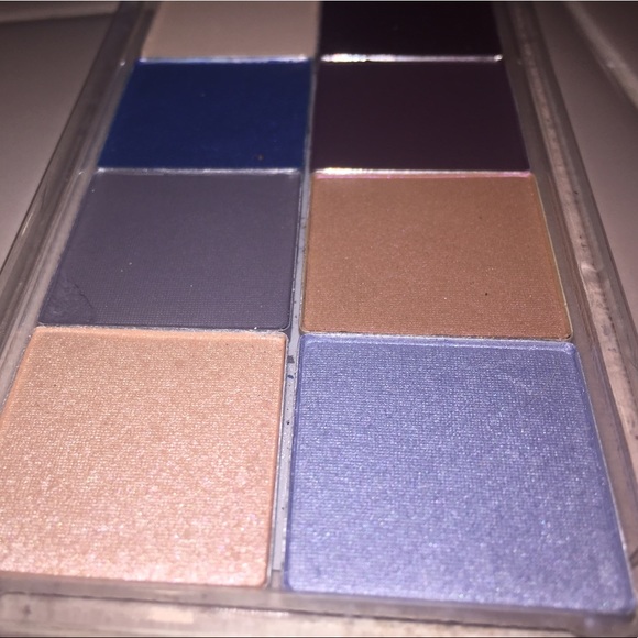 NYX "Marine Layer" Eyeshadow Palette - Picture 3 of 4