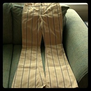 Sale! ALICE + OLIVIA Pants