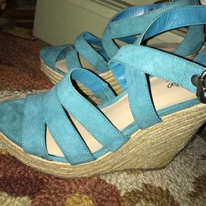 💎Mossimo Brand Baby Blue Wedges💎