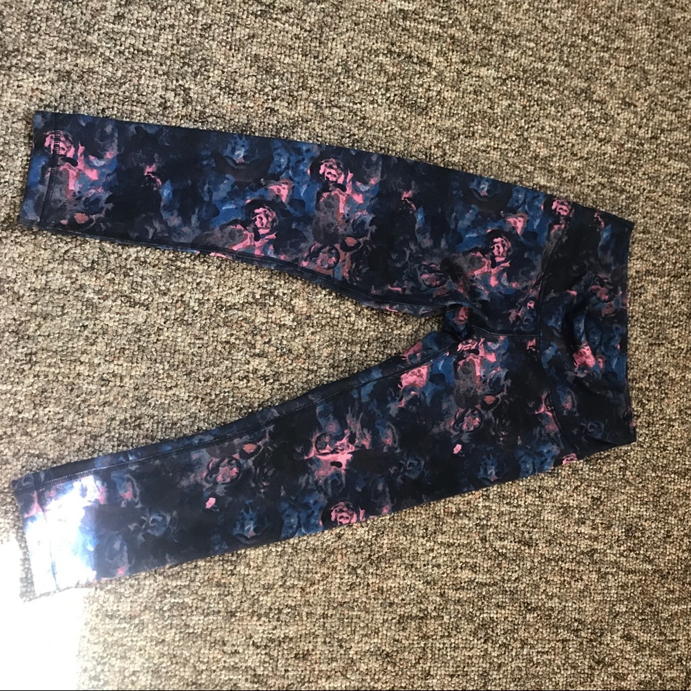 Lululemon Winder Under crops