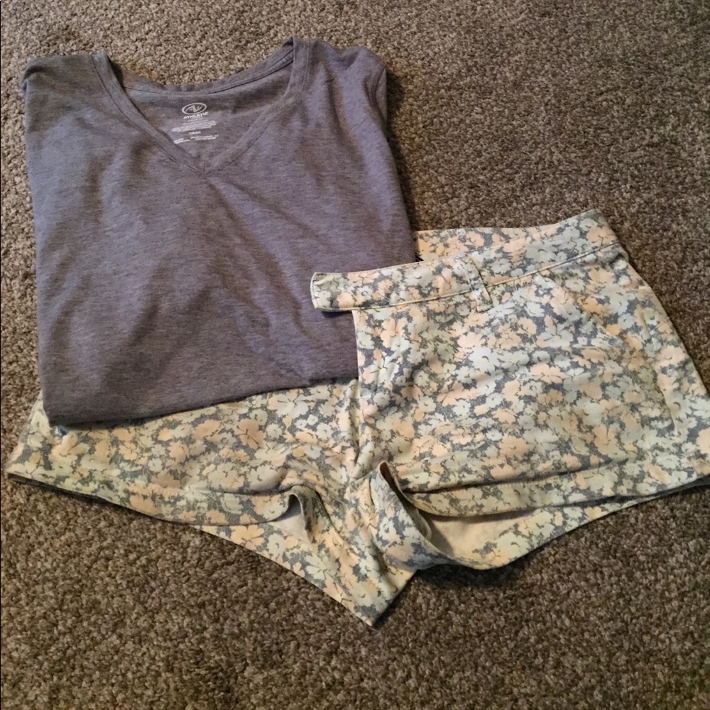 Volcom summer flower shorts