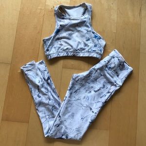 Strut This Set in Blue Marble