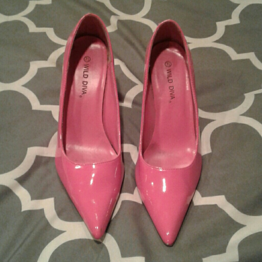 Pink wild diva pump heels