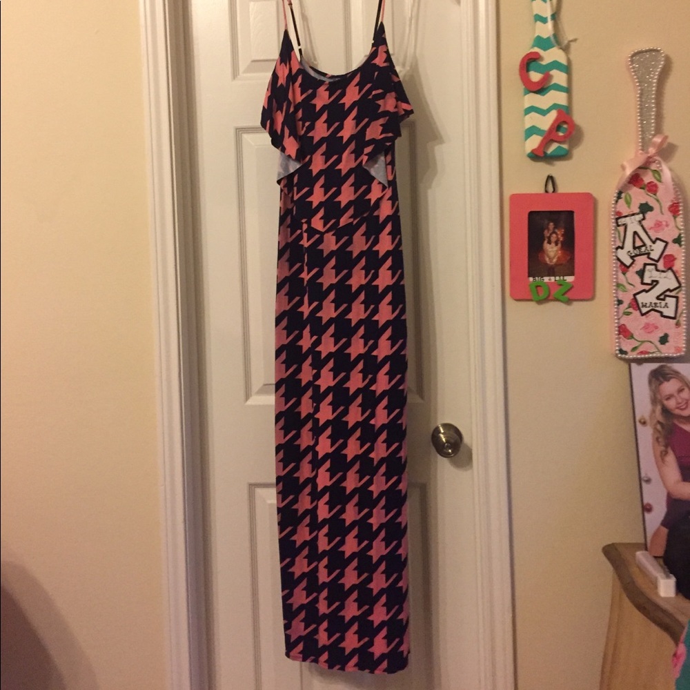 Boutique Brand Pink and Navy Maxi with Slit