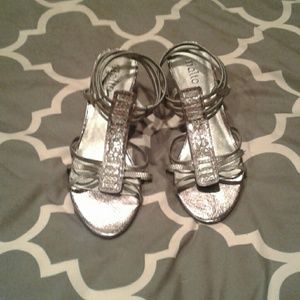 Rialto silver pumps!