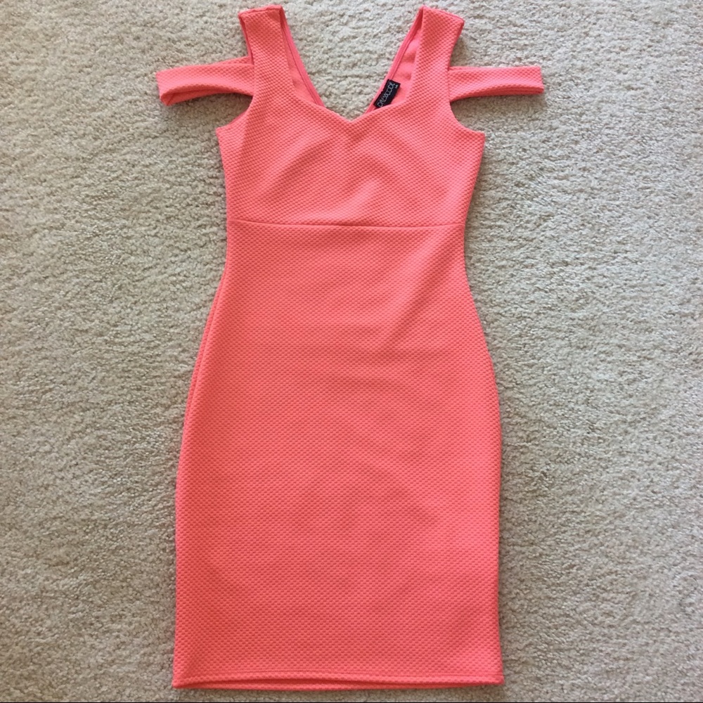 🌸SIZE SMALL LEFT🌸Coral Cold Shoulder Mini Dress - Picture 6 of 8