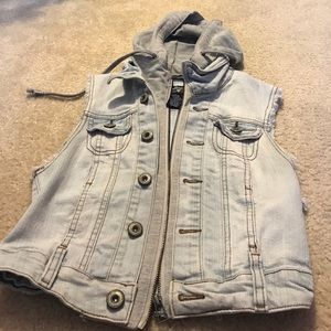 Jean vest