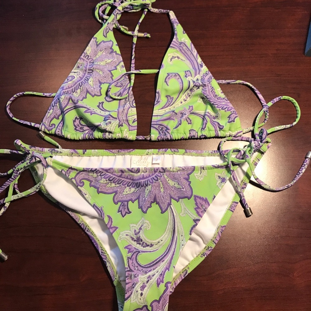 Milly Bikini! - image 1