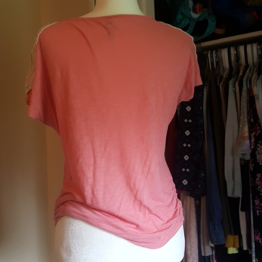 LC top - Picture 3 of 3