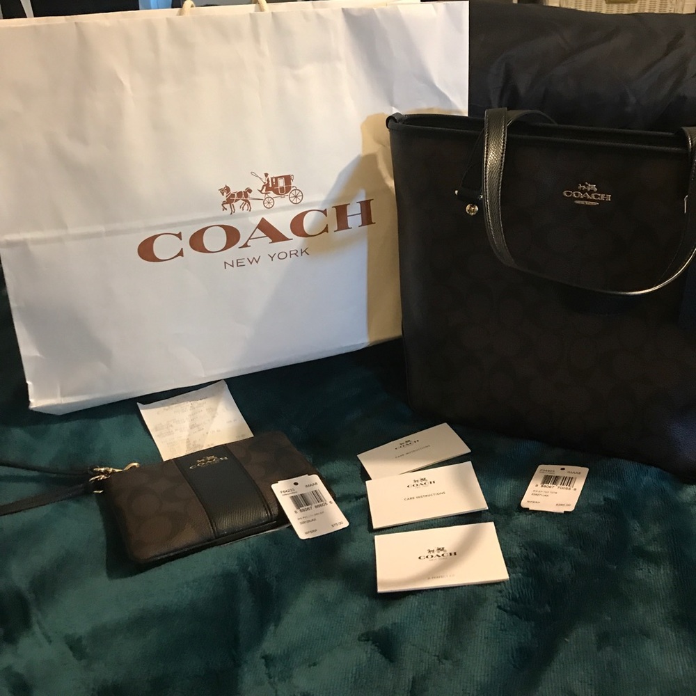 💥FLASH SALE💥Coach handbag with matching wristlet
