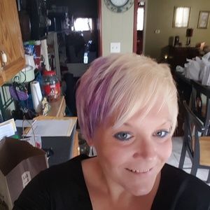 Meet your Posher, Christine