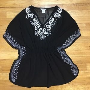 ⚜️Chiffon Black and White Top