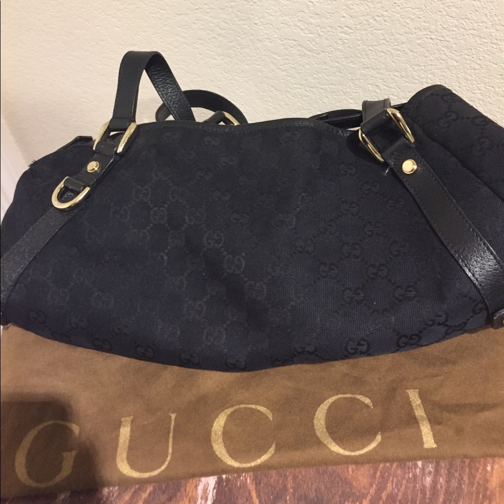 Authentic Black Gucci Hobo purse