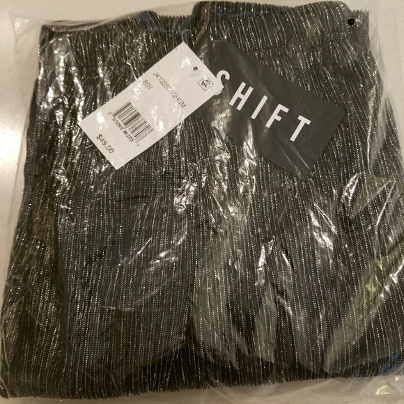 LAST ONE! Shift Junior's Skirt - Picture 4 of 8