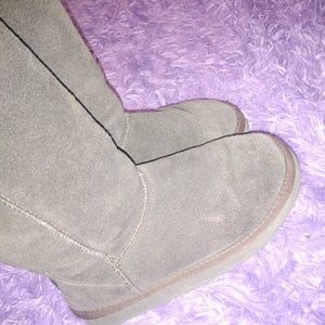 Tall Dark Brown Uggs Size 7 - image 1