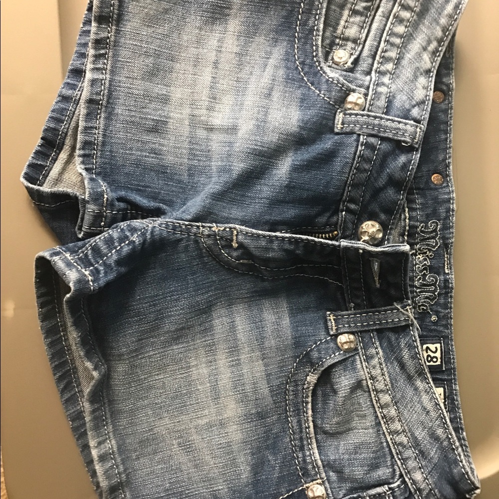 Miss me jean shorts 28