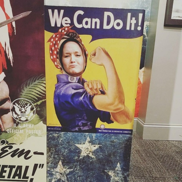 WELCOME TO MY CLOSET!๐ - Picture 6 of 7