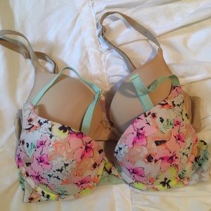Set of 2 Push-up Bras