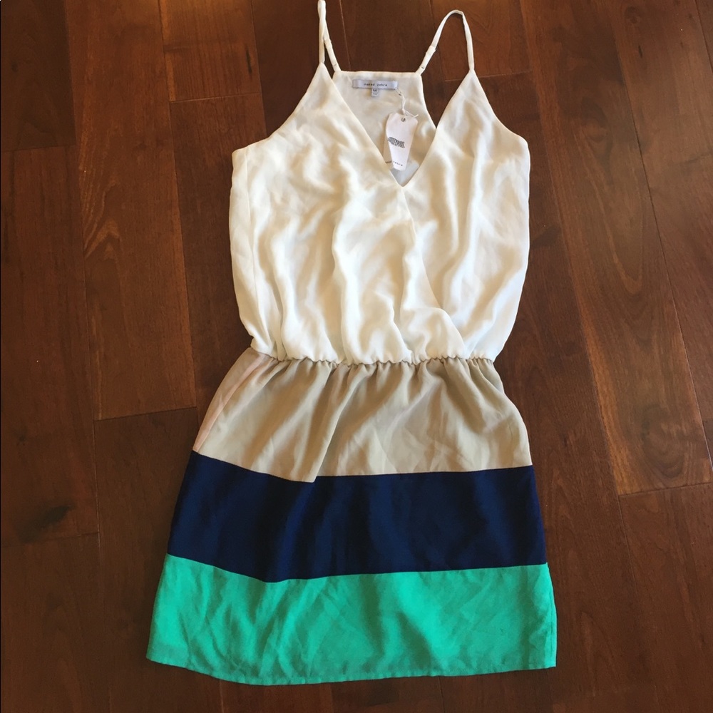 Crossover front dress