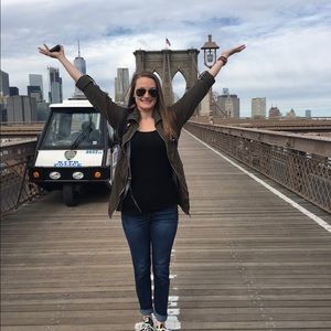 Meet your Posher, Molly