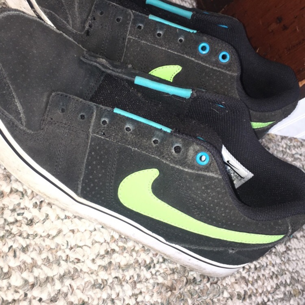 nike used shoes