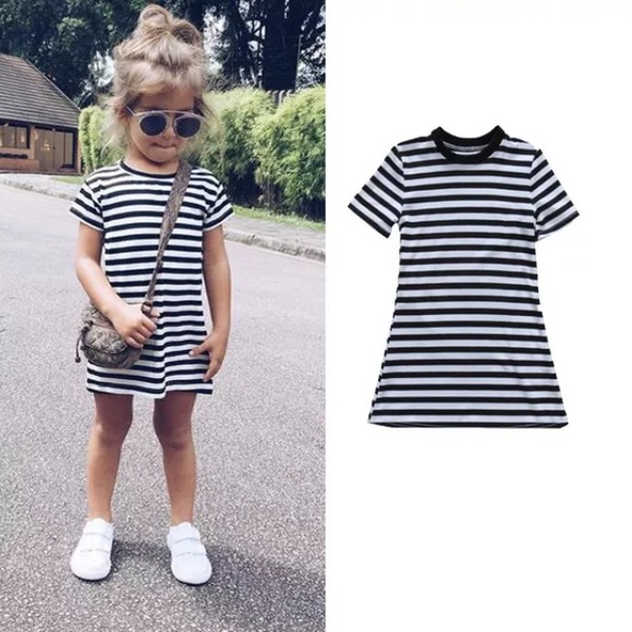 Other - SOLD OUT❌Last 1🔥SALE❗️Black & White Striped Dress