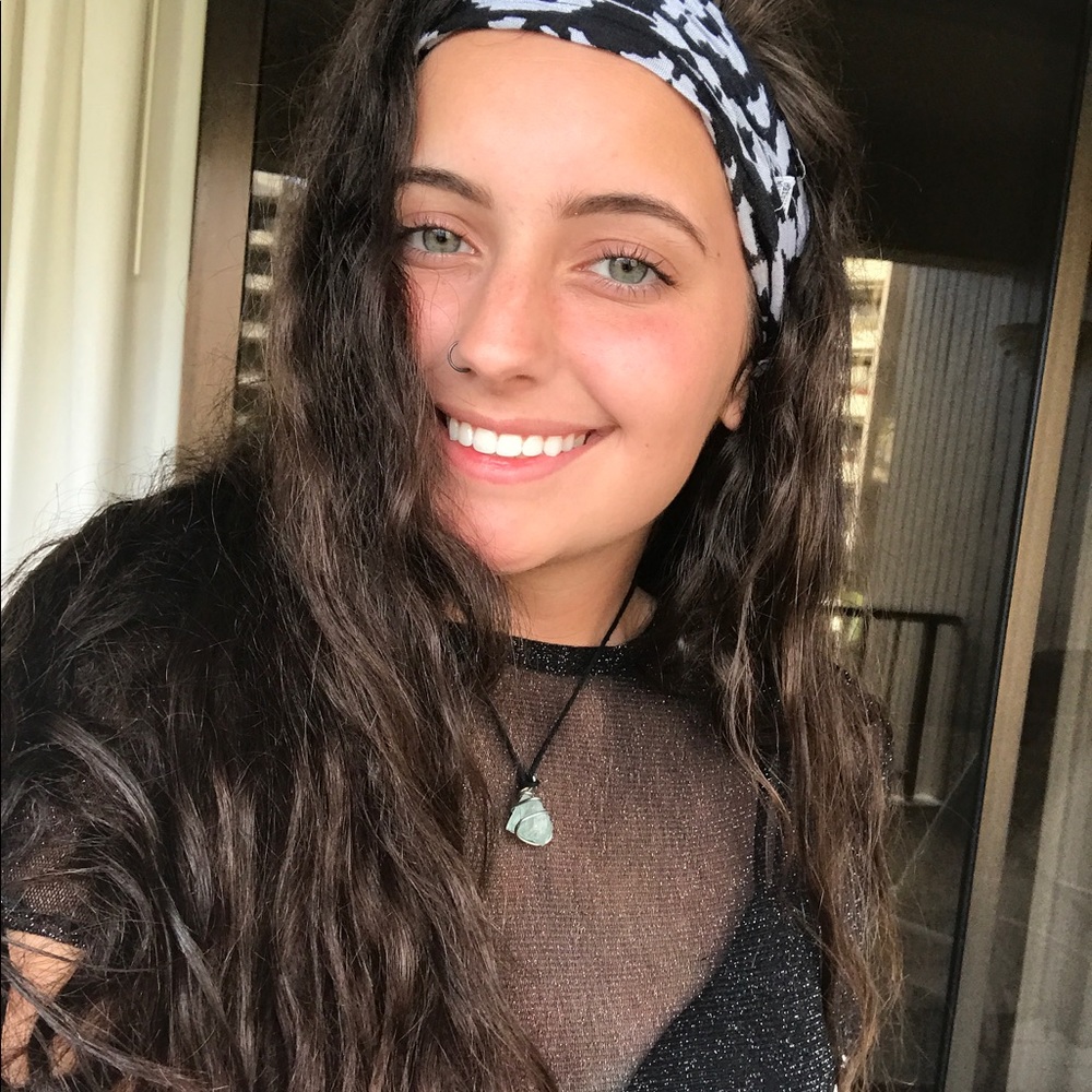 Meet your Posher, Gabby