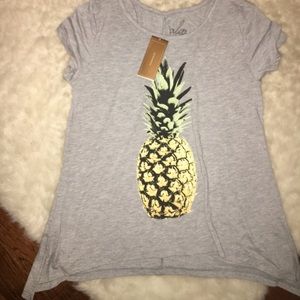 Soft pineapple tee