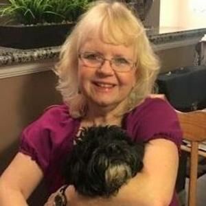 Meet your Posher, Janet