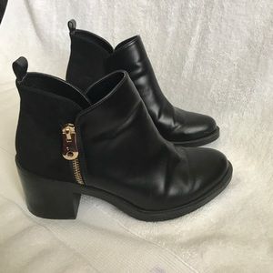 Zara Trafaluc Black Booties