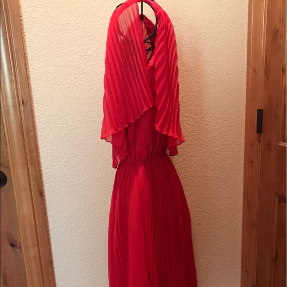 Allen B off the shoulder dress, size 6. - Picture 6 of 8