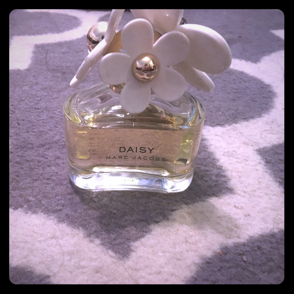 One day sale! Marc Jacobs Daisy