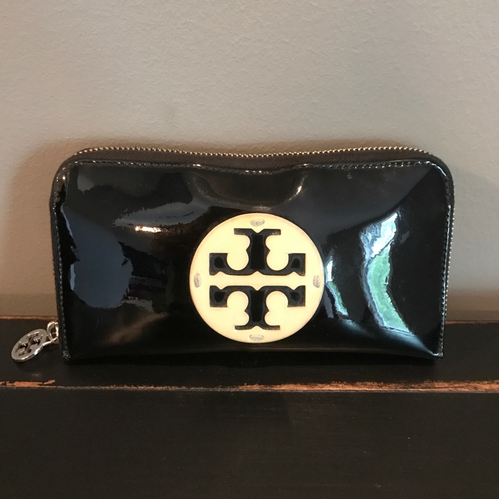 Tory Butch Wallet (large)