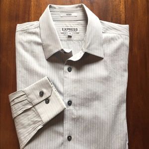 Express Men's Fitted Dress Shirt