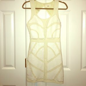 Creme short dress