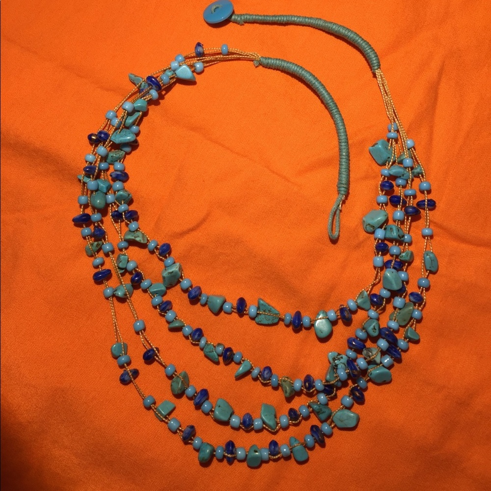 Turquoise beaded necklace