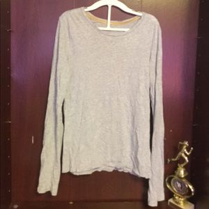 Never worn American eagle long sleeve shirt